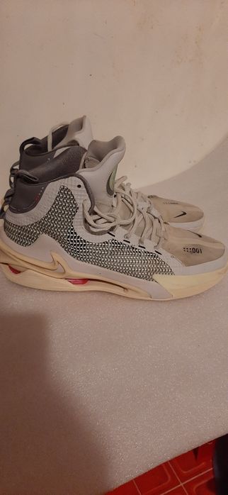 МЪЖКИ  Маратонки  и Баскетболни Обувки   N 45 , 46 , 47