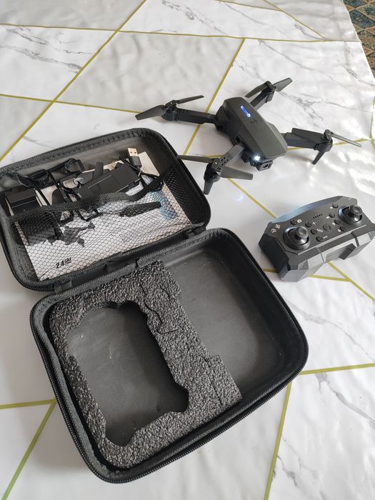 Дрон, квадрокоптер