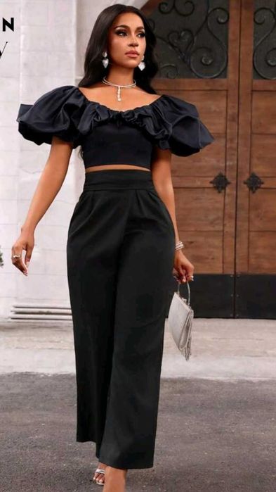 Топ в мастилено синьо