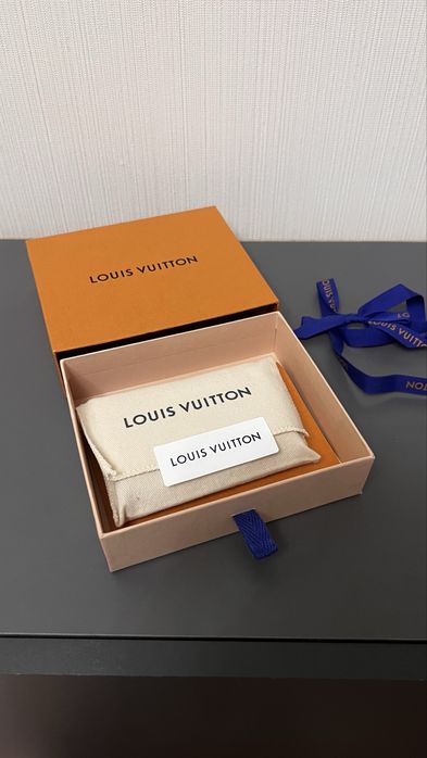 Кошелек Louis Vuitton (M68704)