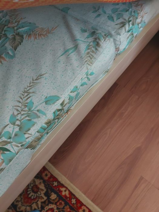 Продам большую кровать 220×1800