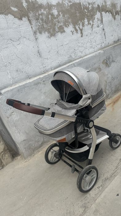 Детская коляска