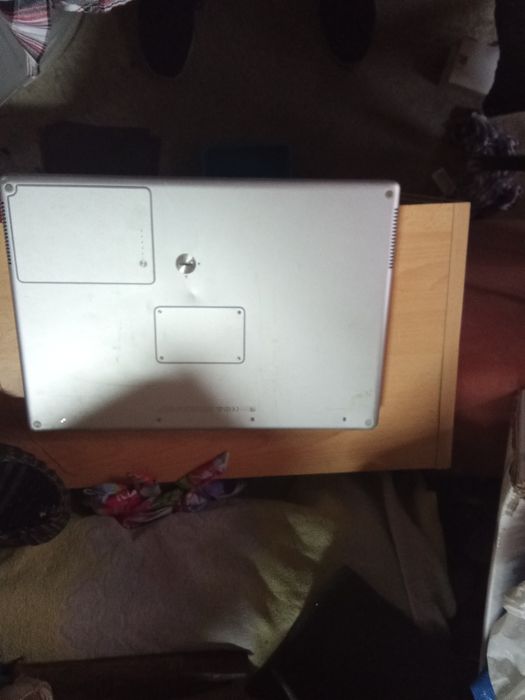 Laptop pentru piese.