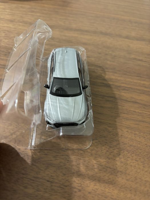 MiniGT Audi RS6 Avant