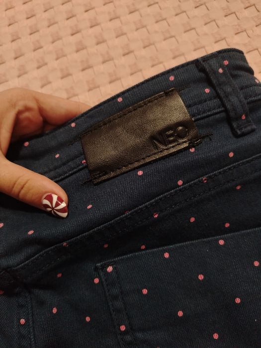 Дънки Adidas. Размврът е на снимката при интерес лс.