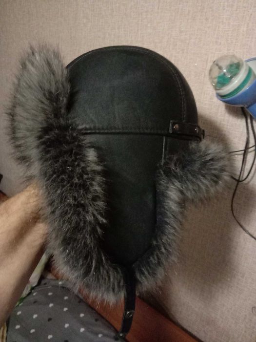 Зимняя шапка ушанка