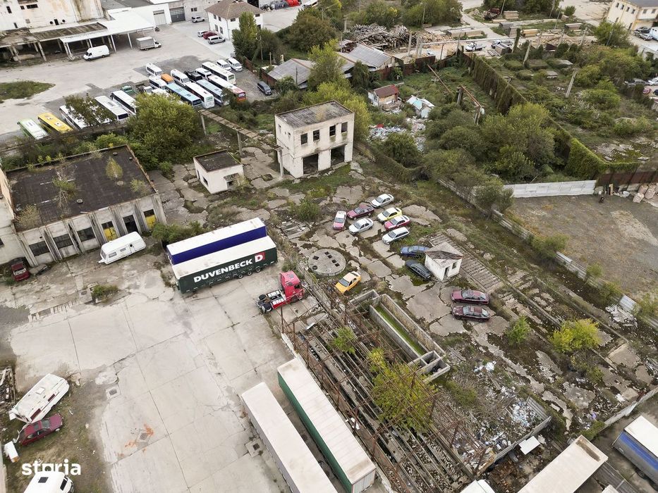 Clădiri industriale cu teren 6820mp
