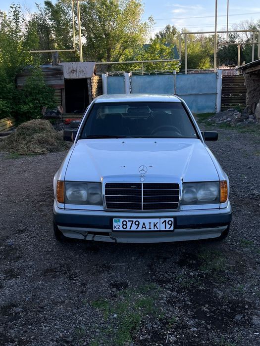 Мерседес 124 м103
