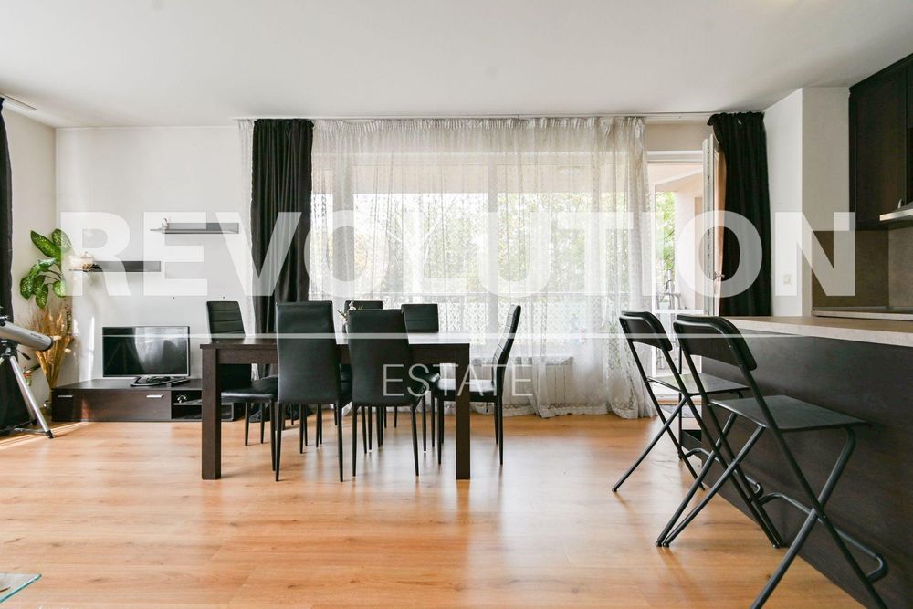 Четиристаен апартамент в жк. Мусагеница.