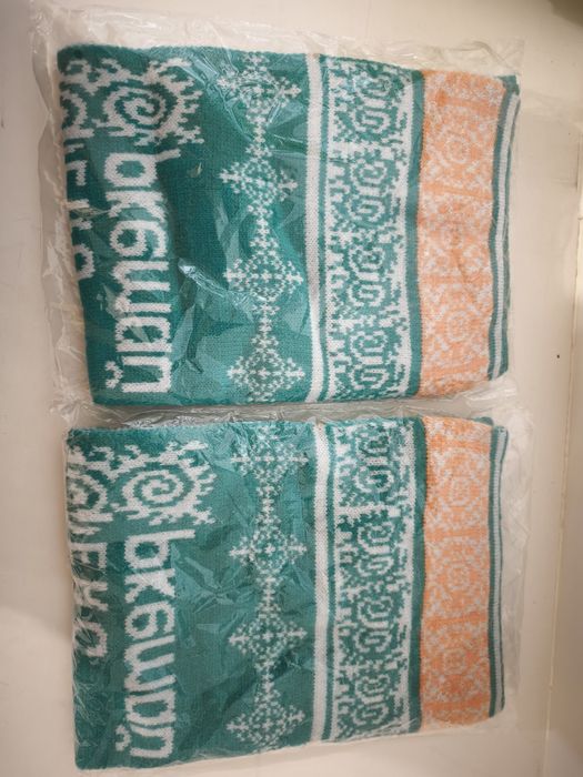 Продам шарф новогодний.