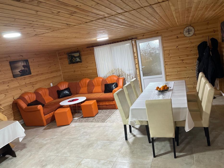 Cabana de închiriat  camere casa