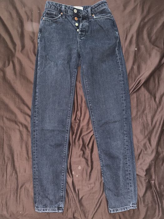 Джинсы в идеальном состоянии