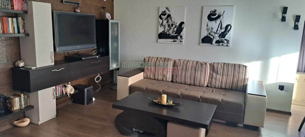 Продава се Къща в Варна, м-т Прибой - 176 кв.м за 1748 €/кв.м - Снимка #2