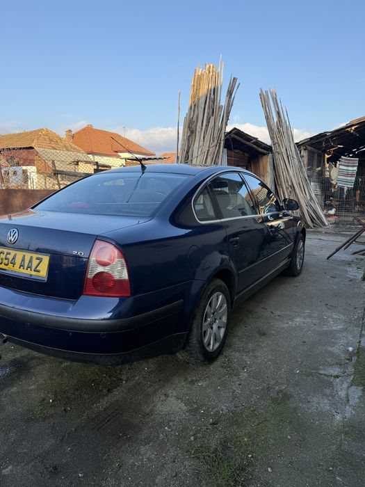 Vând Volkswagen Passat B5.5