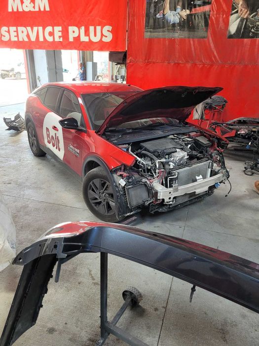 Peugeot 408 2024, 1.2 benzină 130 CP, avarie frontală, mecanic perfect