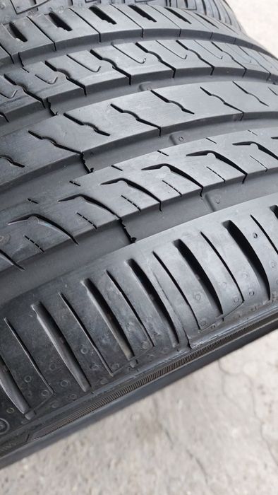 Летни гуми 245 35 19 Barum Bravuris  2 броя