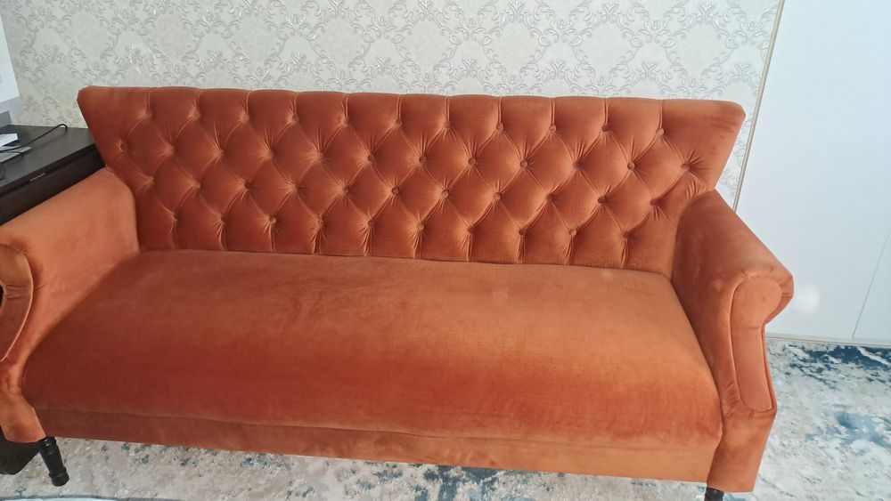 Продам диван  и кресло