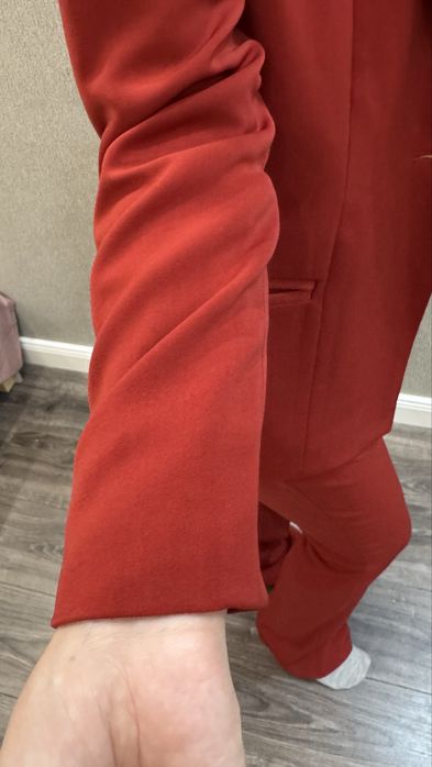 Костюм новый 42-44