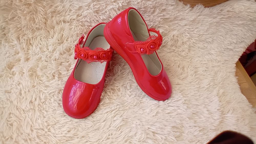 Pantofi fetite mar 30
