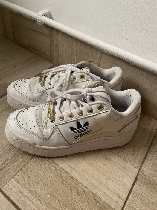 Adidasi dama Adidas