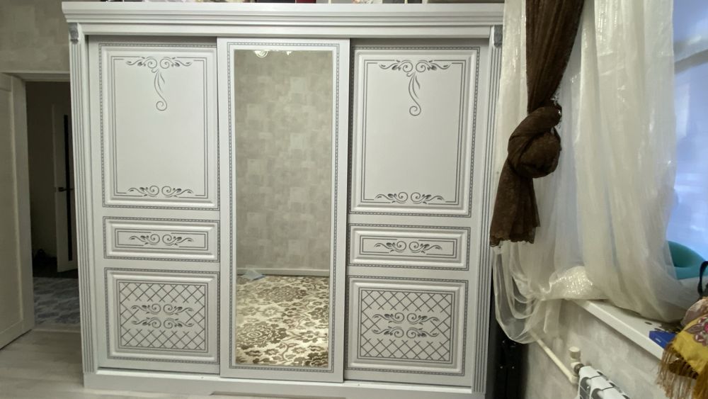 Шкаф-купе Авангард