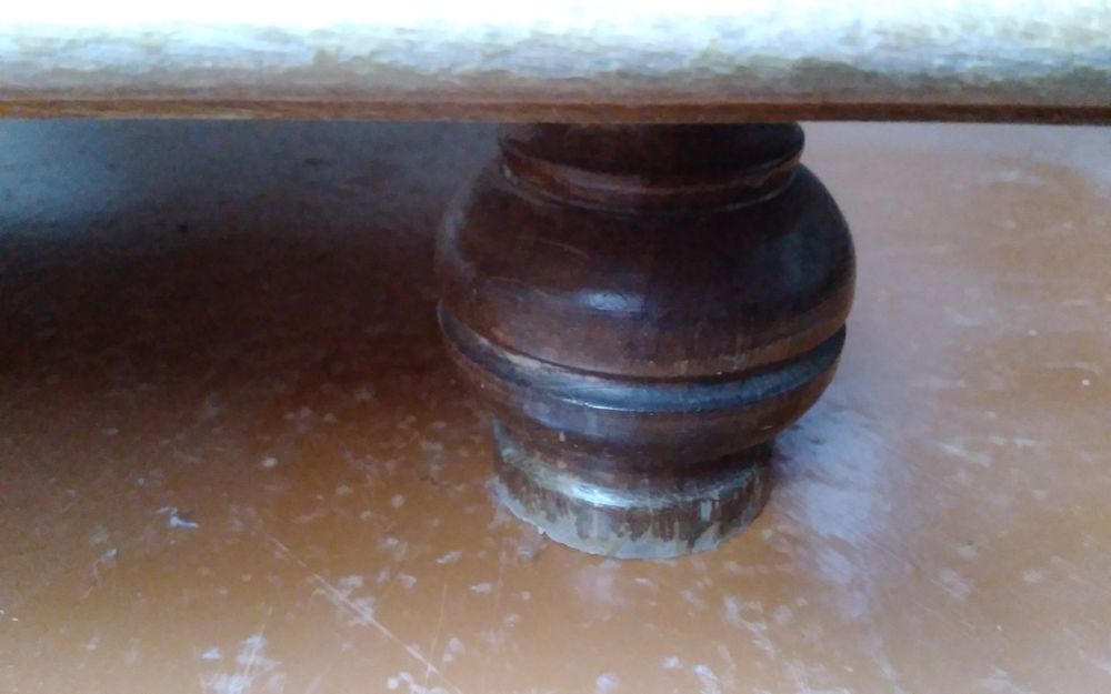 Прикроватные тумбочки 2шт б/у