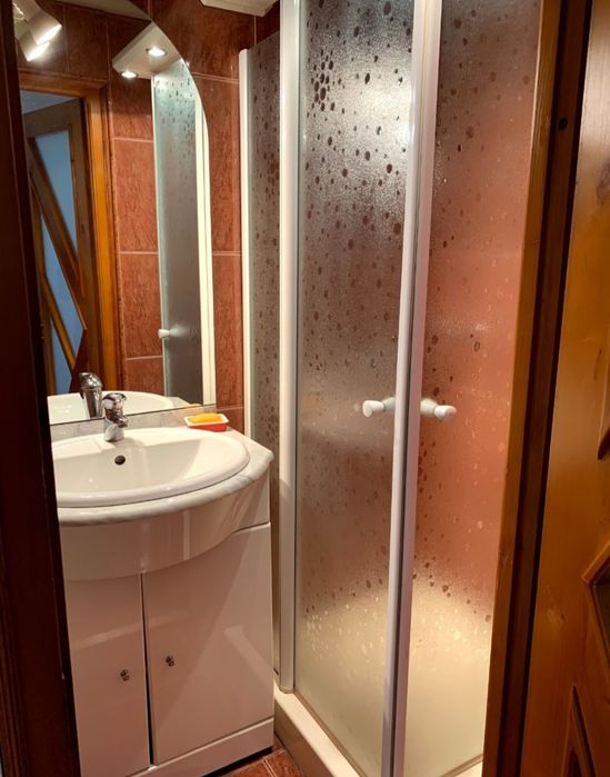 Inchiriez apartament
