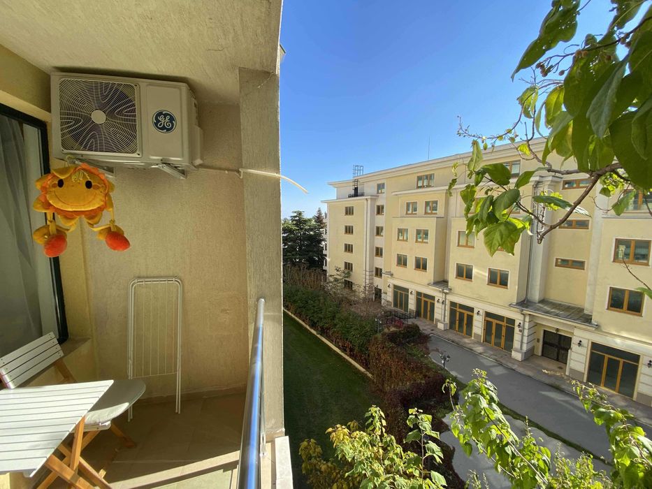 Дава се под наем Едностаен апартамент в к.к. Св.Св. Константин и Елена - 35 кв.м за 357 € - Снимка #1