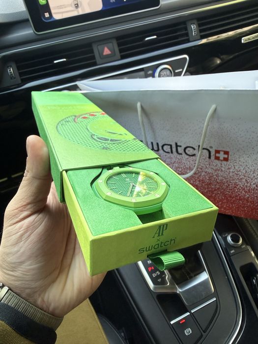 Royal PoP Audemars Piguet x Swatch green eight