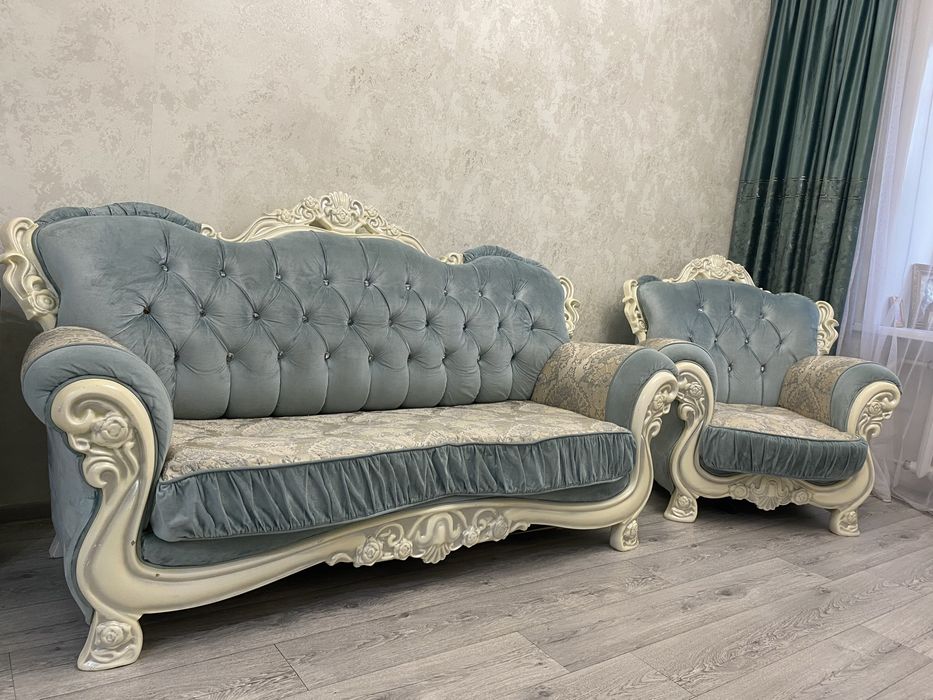 Продам диван и 2 кресла
