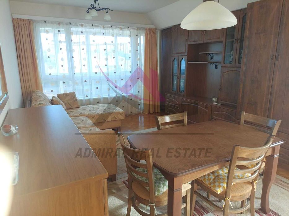 Три отделни стаи -Аспарухово