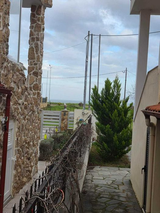 Къща - Неа Врасна!