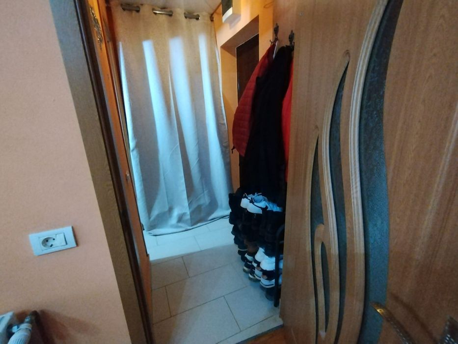 Garsoniera de vânzare