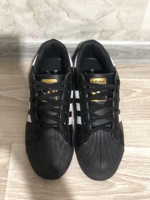 adidas superstar