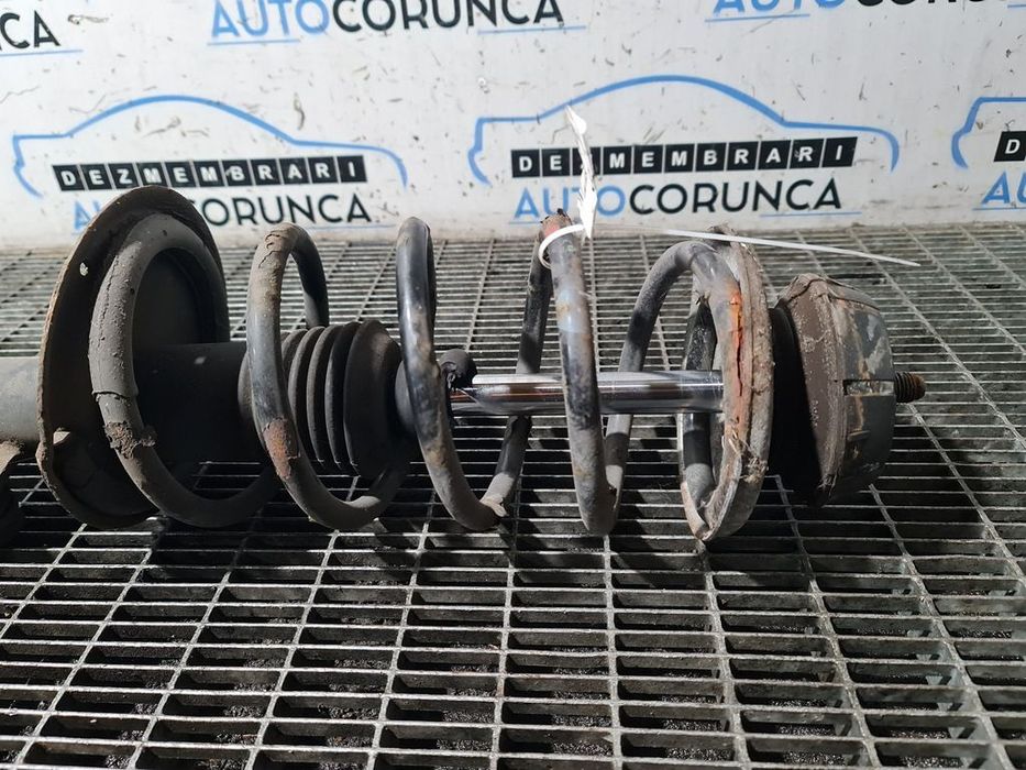 Amortizor Dreapta Fata Dacia Duster 1.5 Dci 2014 - 2017 SUV 4 Usi (1366) Diesel