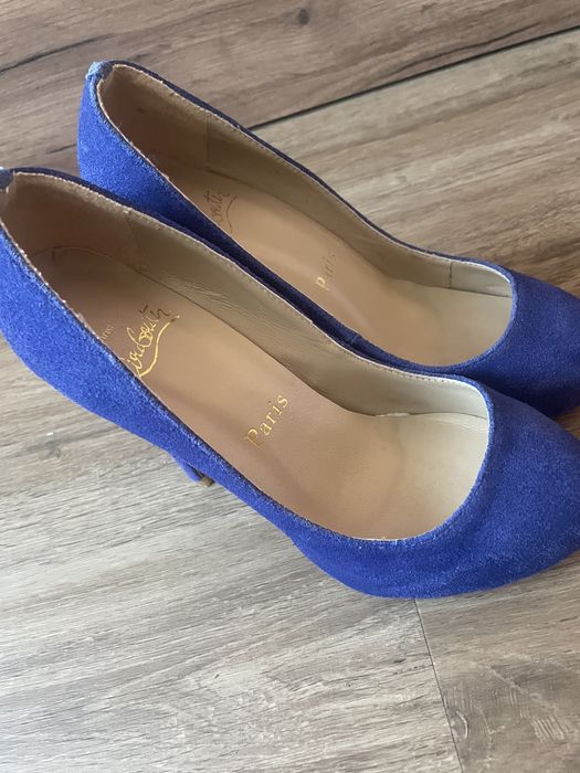 Обувки Christian louboutin 36,5 номер