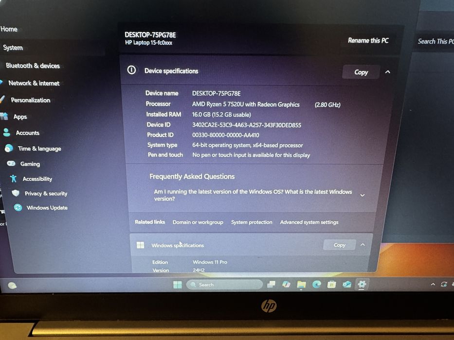 HP Laptop 15 Ryzen 5 7520U 16GB RAM 512GB SSD Windows 11 Pro ca nou