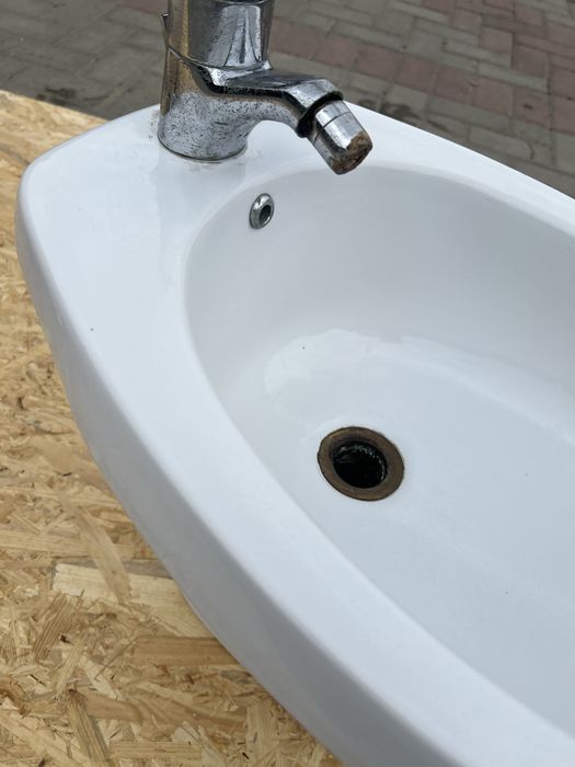 bideu in conditii foarte bune