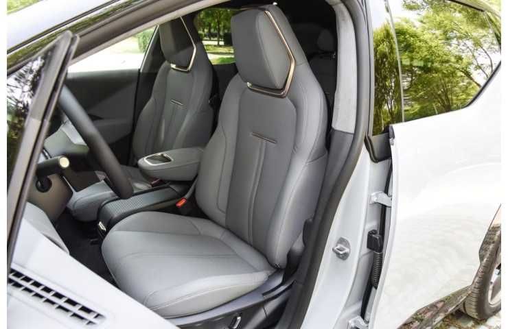 ZEEKR X MAX 5 SEATS naxt va xalol nasiya