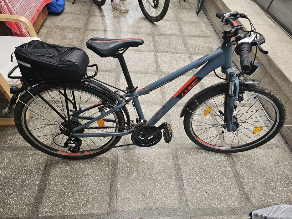 Bicicleta copii  Cube  ca noua 6- 12 ani  Cube Acid 240 Street 24"