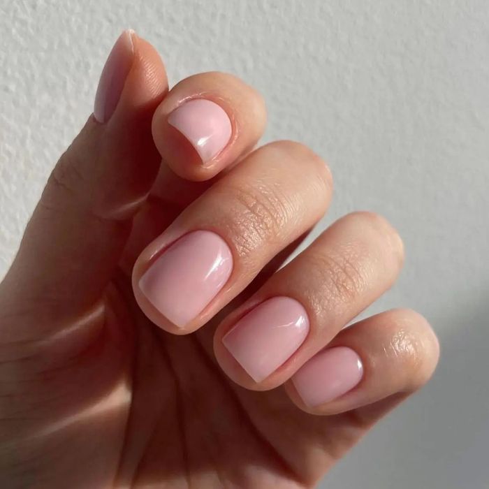 Выезд. Маникюр, педикюр