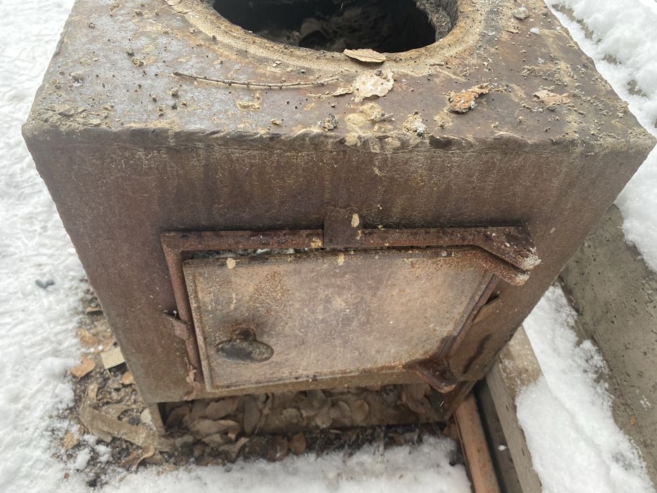 Печка на твердом топливе