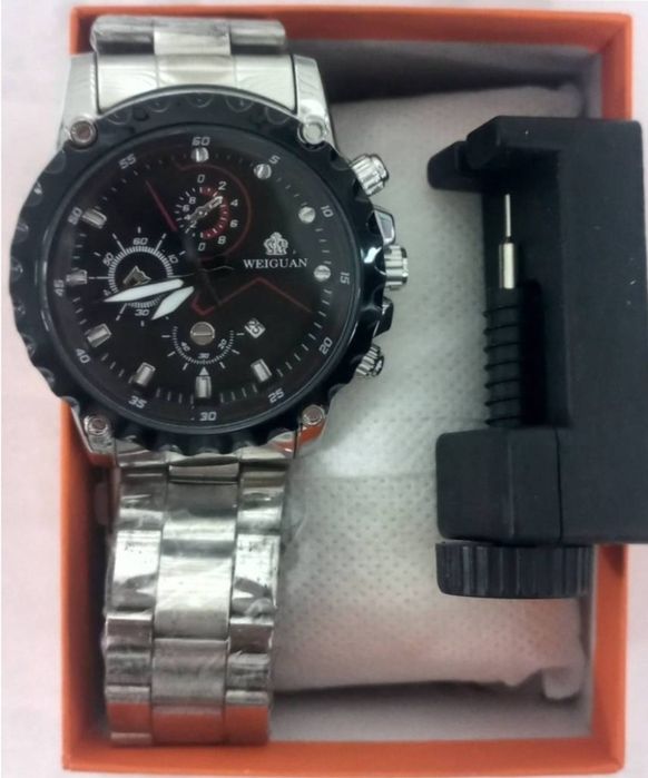 Продам модные разные наручные часы новое!