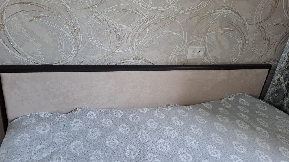 Кровать двуспальная