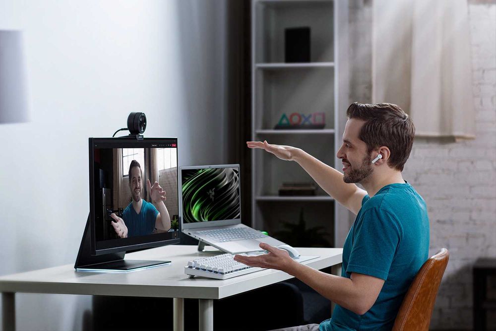 Веб камера для стрима - Razer Kiyo Pro (1080P - 60 FPS)