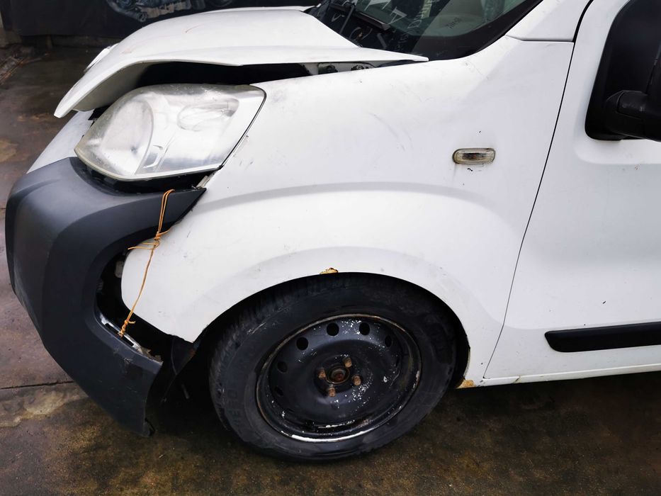 dezmembrez Fiat Fiorino 1.3 d multijet/usa fata fiorino/aripa fiorino