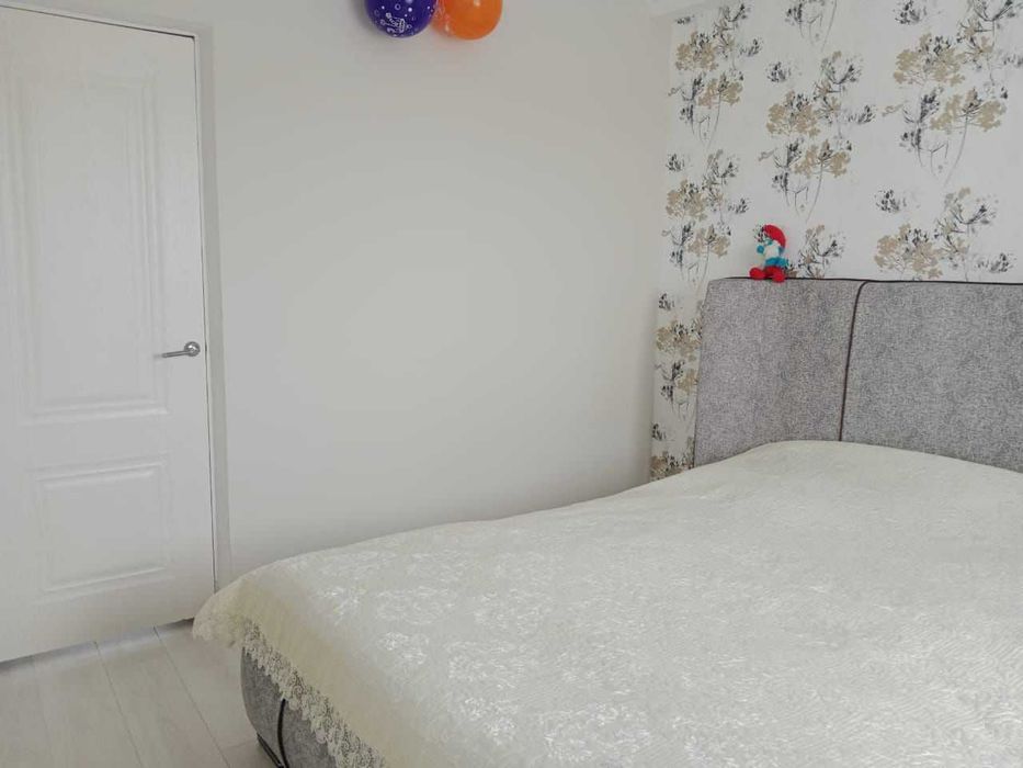 Продается 2 комн квартира в 15 доме