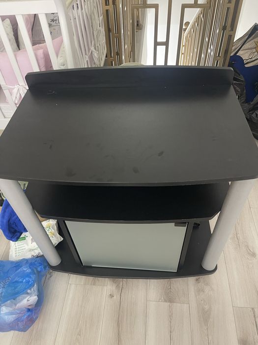 Универсальная тумба под ТВ / Аудиосистему