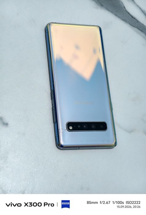 Samsung S10 Plus 256 gb Ram 8 5G android 11