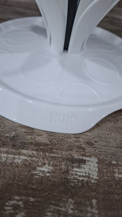 Сушилник за шишета и аксесоари Nuk